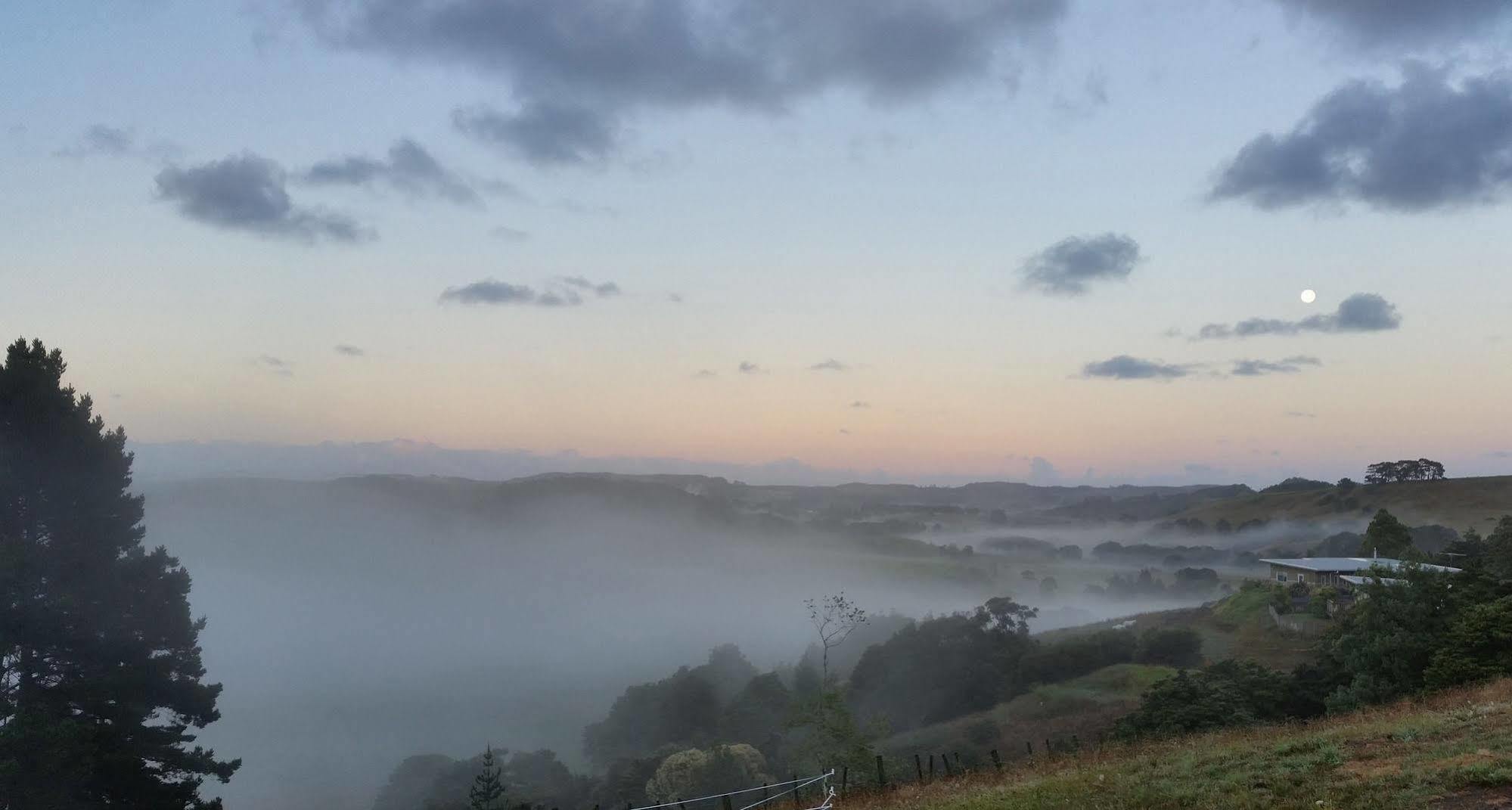 Pukeatua Farmstay Waimauku エクステリア 写真